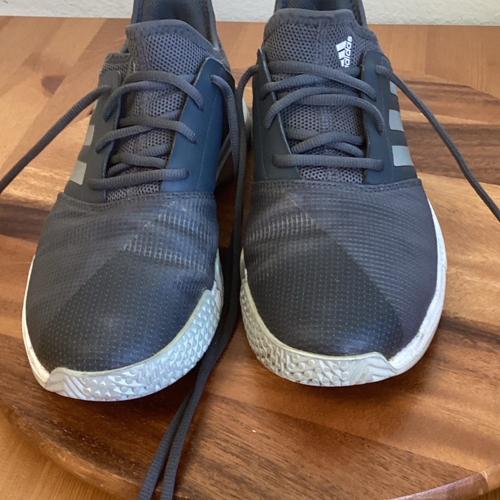 Adidas Men's Gray Athletic Shoes 9